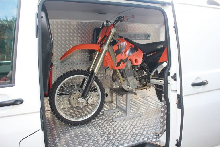 Dirt Bike Vans MOTODOMAINS