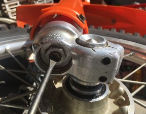 KTM Dirt Bike Compression damper adjustment