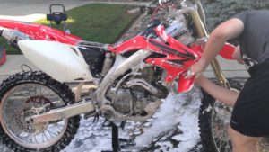 How to wash your dirt bike