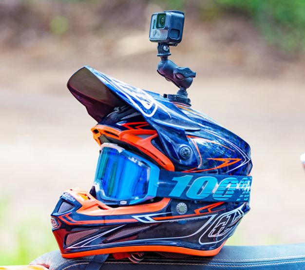 Action cam helmet top mount